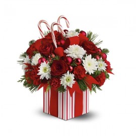 Teleflora's Christmas Present Bouquet